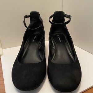 New Look Faux Suede‎ Black Ankle Strap Pumps Rhinestone Heel Size 8